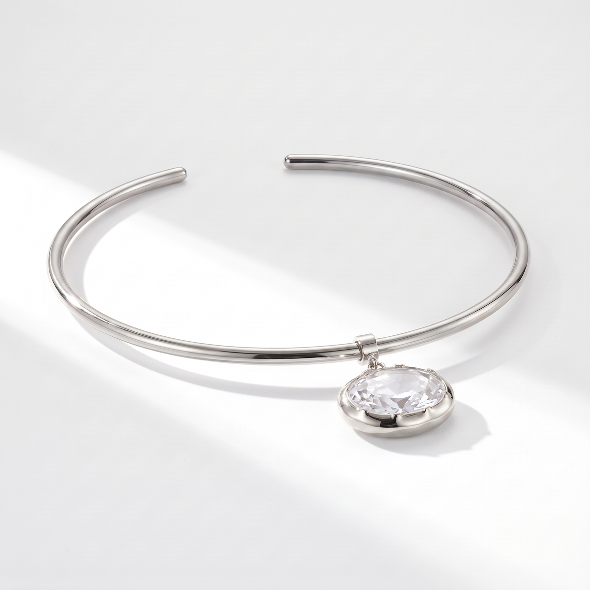 Gemma Choker Silver on white with soft light