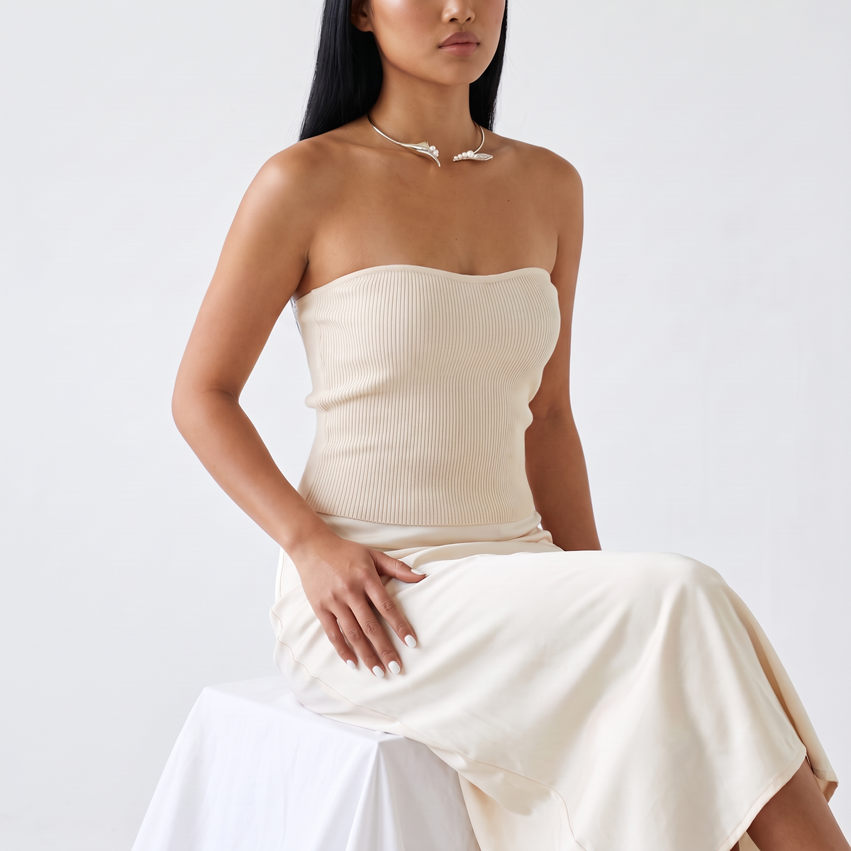 Calla Choker Silver studio portrait